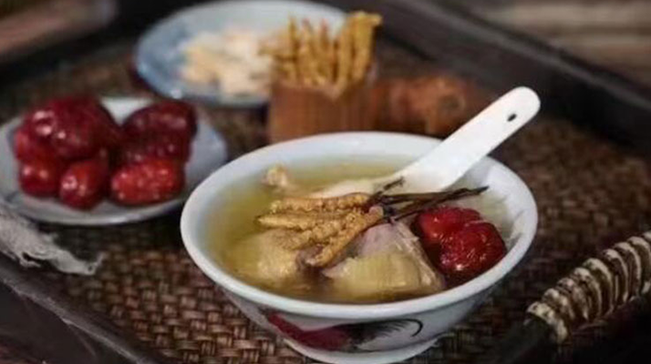 冬蟲(chóng)夏草：辨清體質(zhì)，找準(zhǔn)適合的滋補(bǔ)人群
